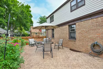 2329 N 89th St, Wauwatosa, WI 53226 - Photo 30