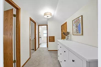 2329 N 89th St, Wauwatosa, WI 53226 - Photo 18