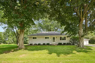 2436 S Ronke Ln, New Berlin, WI 53151 - Photo 1