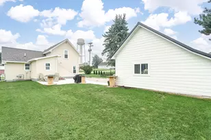 103 S Madison St, Friesland, WI 53935 - Photo 10