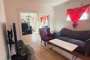 2872 N 33rd St, Milwaukee, WI 53210 - Photo 14