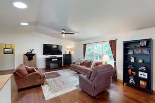 204 Woodland Preserve, Johnson Creek, WI 53094 - Photo 10