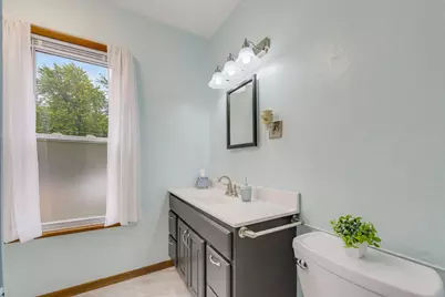 1542 S 79th St, West Allis, WI 53214 - Photo 22