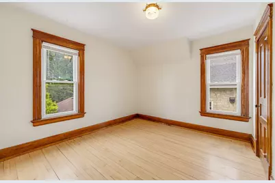 1542 S 79th St, West Allis, WI 53214 - Photo 20