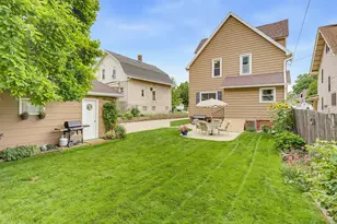 1542 S 79th St, West Allis, WI 53214 - Photo 34