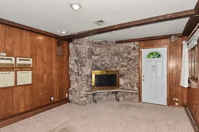 6920 N Beech Tree Dr, Glendale, WI 53209 - Photo 14