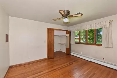 6920 N Beech Tree Dr, Glendale, WI 53209 - Photo 20