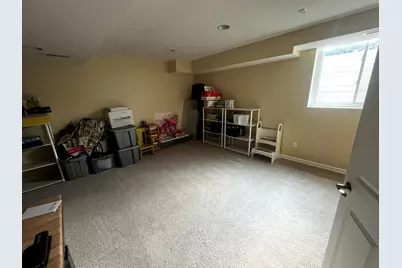 604 S Woodpine Dr, Elkhorn, WI 53121 - Photo 14