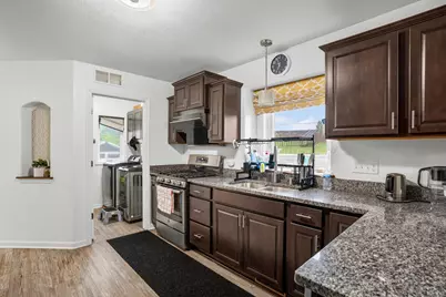 165 E Golden Ln, Oak Creek, WI 53154 - Photo 8