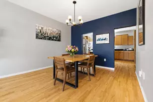 1712 N Marshall St, Milwaukee, WI 53202 - Photo 8