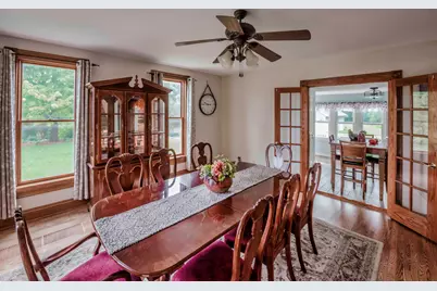 N14W28039  Silvernail Rd, Delafield, WI 53072 - Photo 8