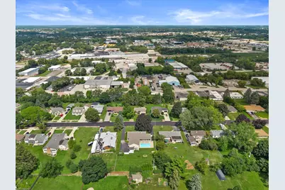 S21W23053  Hillside Dr, Waukesha, WI 53186 - Photo 54