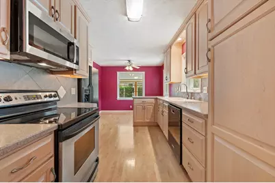 S21W23053  Hillside Dr, Waukesha, WI 53186 - Photo 14