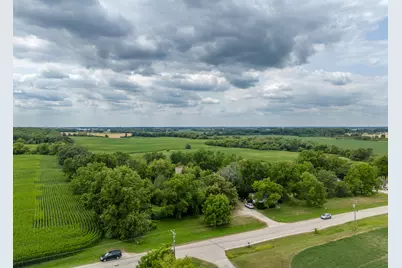 15739  Braun Rd, Racine, WI 53177 - Photo 2