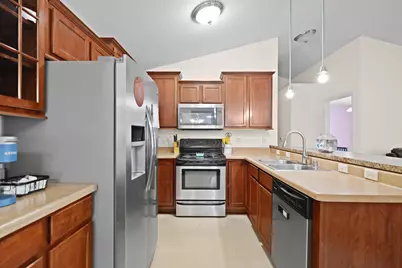 1503  24th Ave #5, Kenosha, WI 53140 - Photo 8