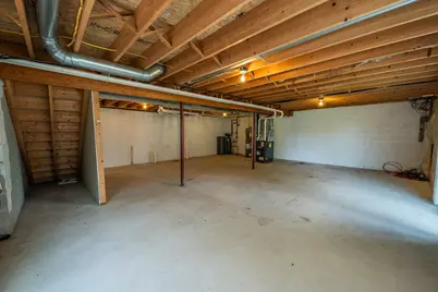 1116  Autumn Dr #1116, West Bend, WI 53090 - Photo 32