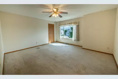 1116  Autumn Dr #1116, West Bend, WI 53090 - Photo 22