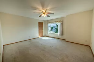 1116 Autumn Dr, West Bend, WI 53090 - Photo 22