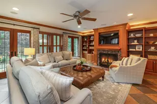 5859 N Maitland Ct, Whitefish Bay, WI 53217 - Photo 12
