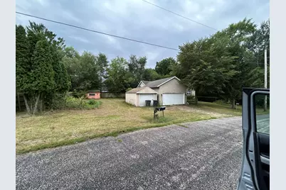 W5123  Wisconsin Dr, Sugar Creek, WI 53121 - Photo 2