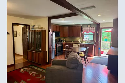 357  Wainwright Ave, Burlington, WI 53105 - Photo 8