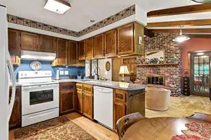1728 Sunnyside Ct, Wilson, WI 53081 - Photo 2