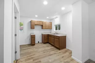 4892 N 26th St, Milwaukee, WI 53209 - Photo 8