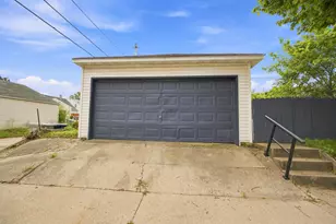 4892 N 26th St, Milwaukee, WI 53209 - Photo 34