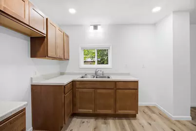 4892 N 26th St, Milwaukee, WI 53209 - Photo 10