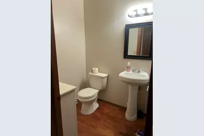 3601 S Barker Ln, Appleton, WI 54915 - Photo 8