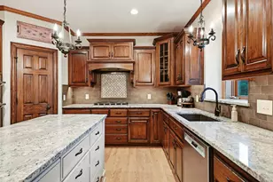 W346S9520 Jericho Ct, Eagle, WI 53119 - Photo 8