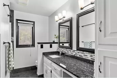 4709  Laurie Ln, Two Rivers, WI 54241 - Photo 6