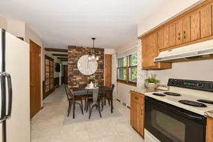 4690 Parkhurst Dr, Brookfield, WI 53045 - Photo 20