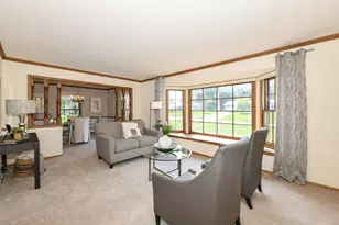4690 Parkhurst Dr, Brookfield, WI 53045 - Photo 8