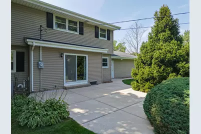 4690  Parkhurst Dr, Brookfield, WI 53045 - Photo 34