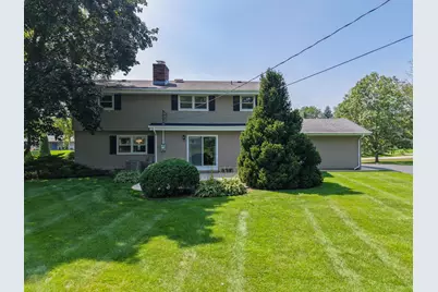 4690  Parkhurst Dr, Brookfield, WI 53045 - Photo 36