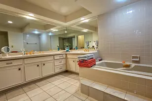 1229 N Jackson St, Milwaukee, WI 53202 - Photo 4