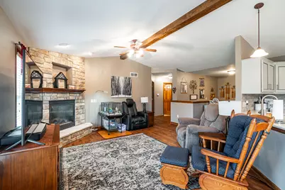 213  Gosdeck Ln, Johnson Creek, WI 53038 - Photo 6