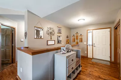 213  Gosdeck Ln, Johnson Creek, WI 53038 - Photo 8