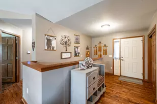 213 Gosdeck Ln, Johnson Creek, WI 53038 - Photo 8