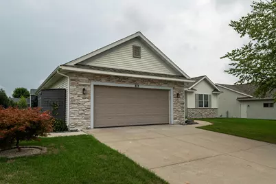 213  Gosdeck Ln, Johnson Creek, WI 53038 - Photo 32