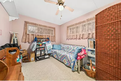7822 W Palmetto Ave, Milwaukee, WI 53218 - Photo 12