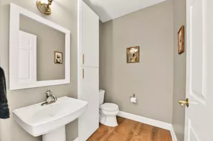 1888 N Water St, Milwaukee, WI 53202 - Photo 10