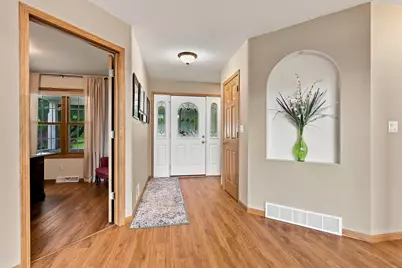 714  Audubon Rd, Howards Grove, WI 53083 - Photo 10