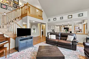 714 Audubon Rd, Howards Grove, WI 53083 - Photo 2