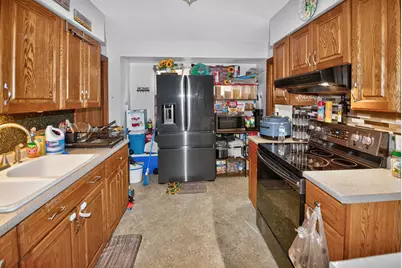 5412 N 103rd St, Milwaukee, WI 53225 - Photo 10