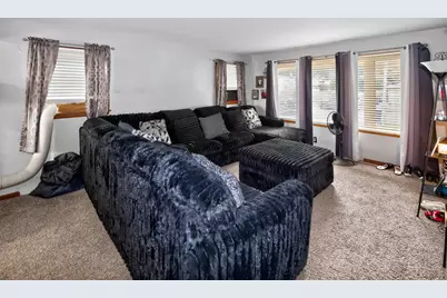 5412 N 103rd St, Milwaukee, WI 53225 - Photo 4