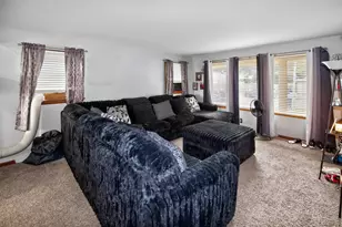 5412 N 103rd St, Milwaukee, WI 53225 - Photo 4