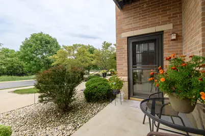W129N6811  Northfield Dr #107, Menomonee Falls, WI 53051 - Photo 6