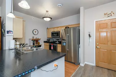W129N6811  Northfield Dr #107, Menomonee Falls, WI 53051 - Photo 8